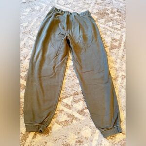 Lululemon Women’s Jogger Pants